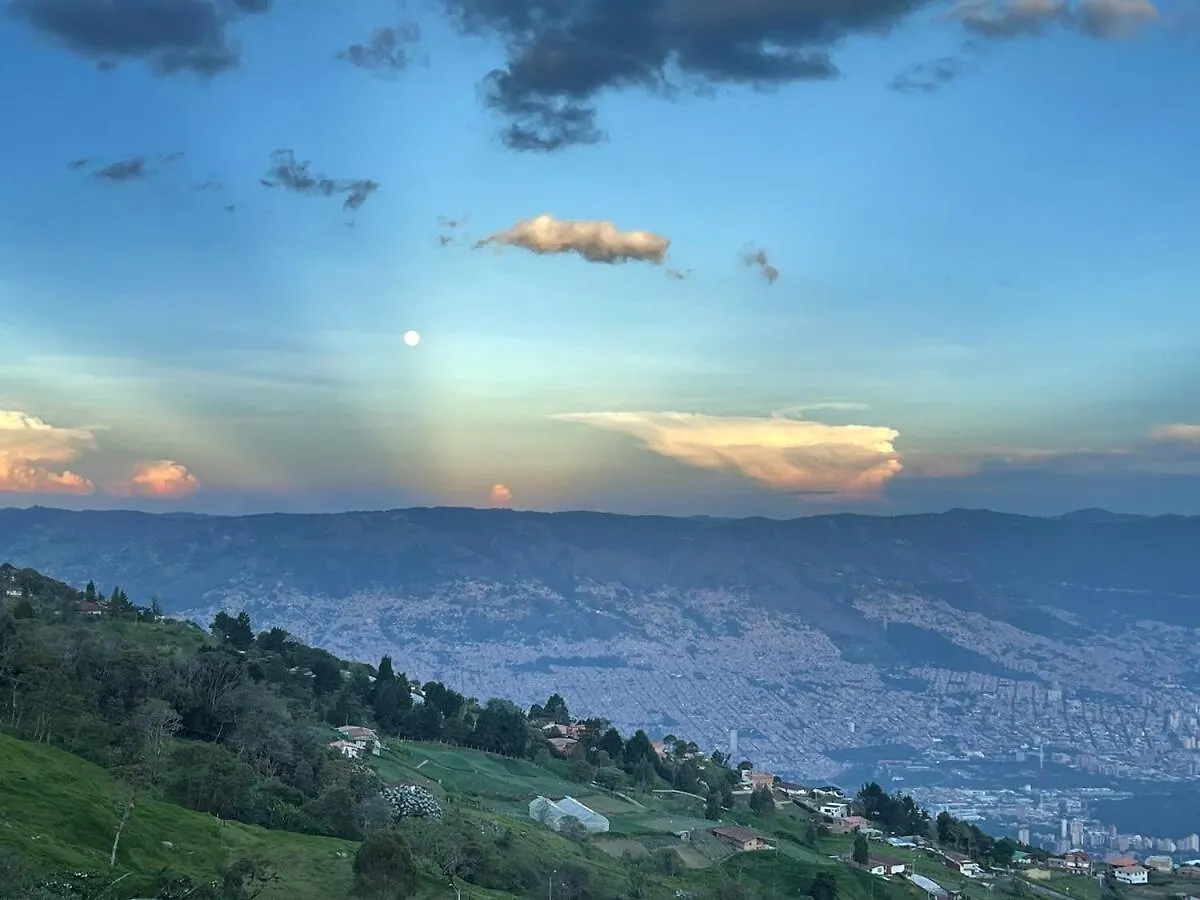 Villa Lp Finca La Pergola, Naturaleza Con Lujo Y Una Increible Vista A Todo Medellín